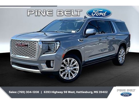 Used 2022 GMC Yukon XL Denali AWD/4WD image 10