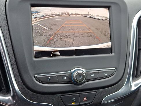 Certified 2022 Chevrolet Equinox LT image 18