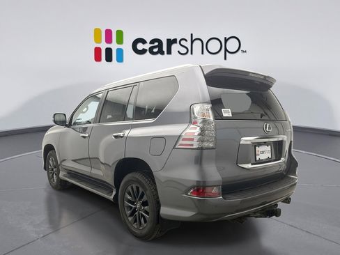 Used 2021 Lexus GX 460 Premium w/ Premium Package image 3