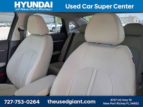 Used 2023 Hyundai Sonata SEL FWD image 7