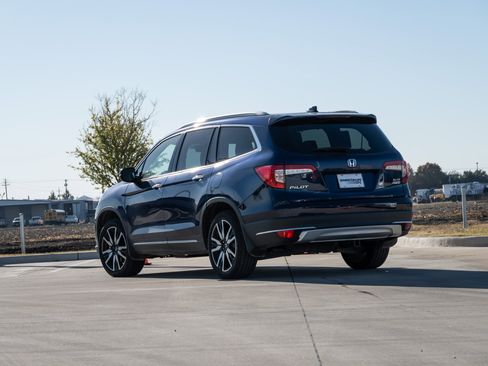 Used 2020 Honda Pilot Elite image 3