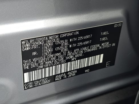 Used 2020 Toyota RAV4 LE image 30