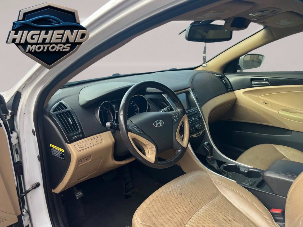 Used 2014 Hyundai Sonata Limited w/ Technology Package 05 FWD image 12