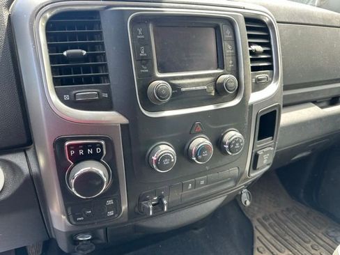 Used 2022 RAM 1500 Classic SLT AWD/4WD image 8
