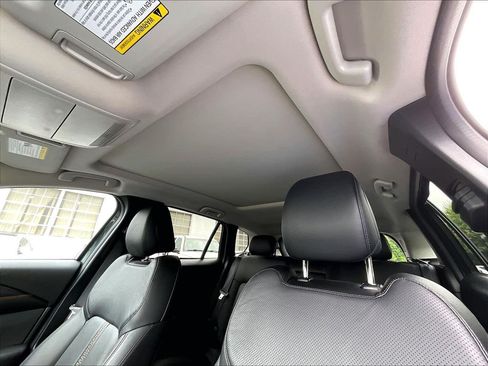 Used 2025 MAZDA CX-50 AWD 2.5 S w/ Premium Plus Pkg image 7