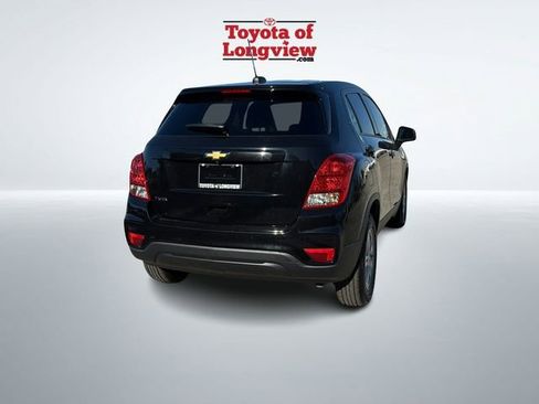 Used 2020 Chevrolet Trax LS w/ Tint and Cruise Package image 5