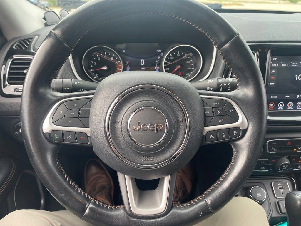 Used 2021 Jeep Compass Limited AWD/4WD image 12