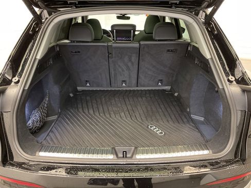 Used 2025 Audi Q5 Premium Plus image 24