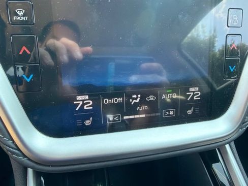 Used 2022 Subaru Outback Limited XT AWD/4WD image 16