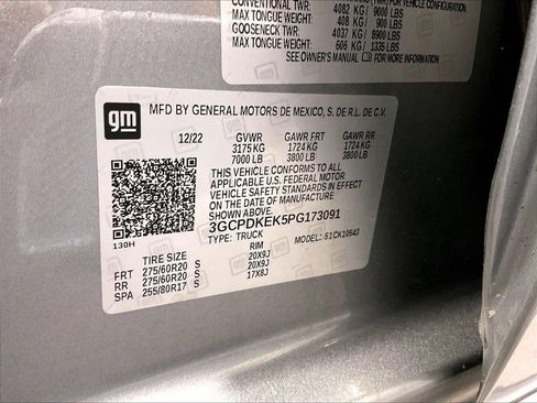 Used 2023 Chevrolet Silverado 1500 LT AWD/4WD image 36