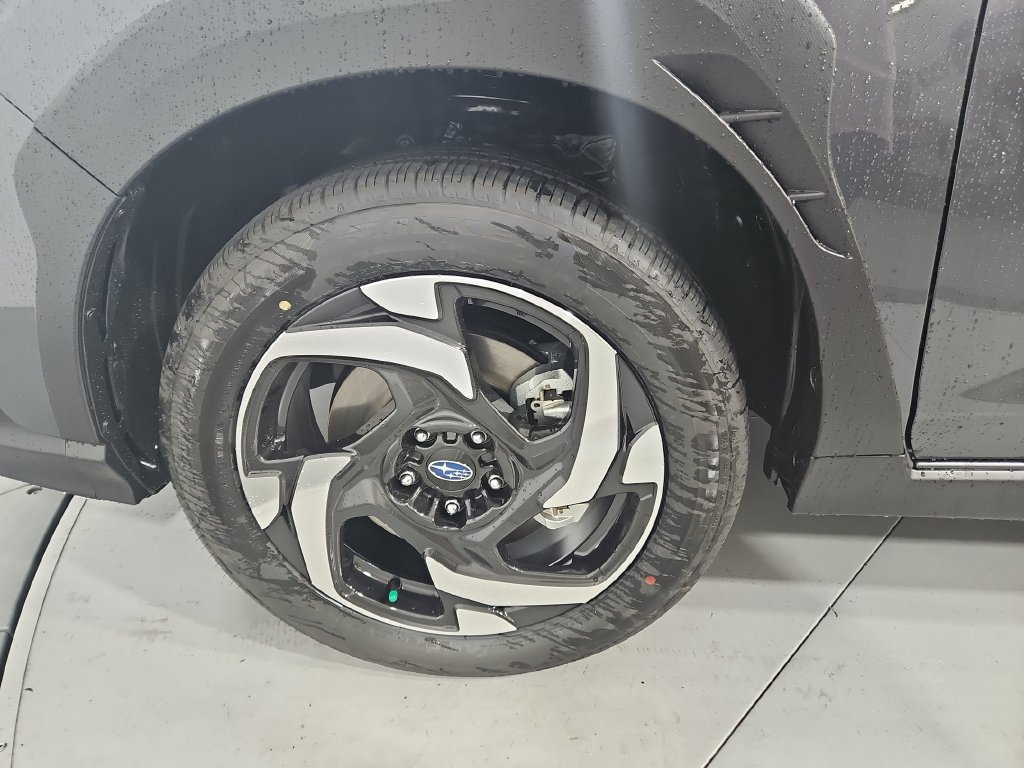 New 2026 Subaru Crosstrek 2.5i Limited w/ Crosstrek Mirror Package AWD/4WD image 26