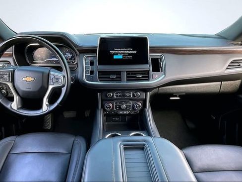 Used 2023 Chevrolet Tahoe LT w/ Luxury Package image 7