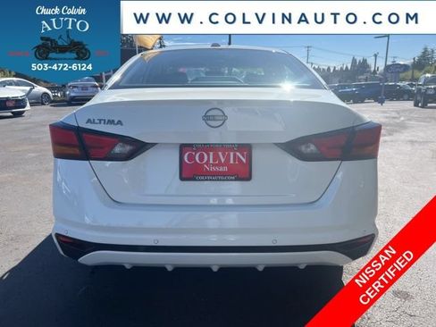 Certified 2025 Nissan Altima 2.5 SV FWD image 10