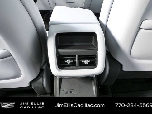 New 2026 Cadillac Lyriq Luxury RWD image 20