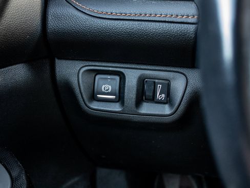 Used 2020 GMC Acadia AT4 image 38