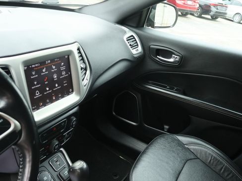 Used 2021 Jeep Compass Latitude AWD/4WD image 21