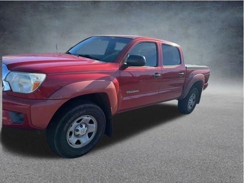 Used 2013 Toyota Tacoma PreRunner image 16