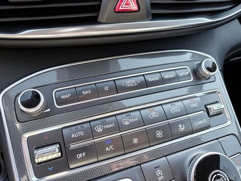 Used 2022 Hyundai Santa Fe Limited FWD image 20