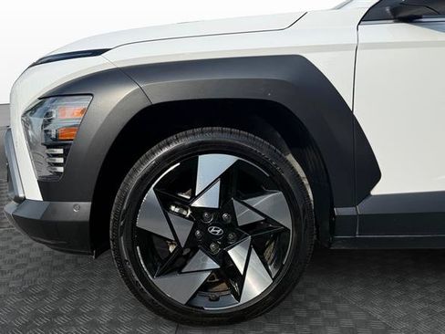 Used 2024 Hyundai Kona Limited AWD/4WD image 9