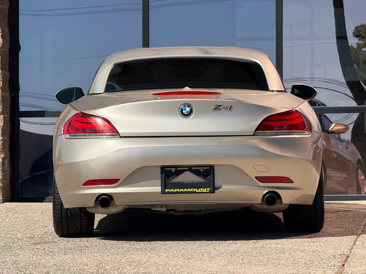 Used 2011 BMW Z4 sDrive35i RWD image 13
