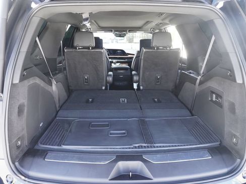 Certified 2023 Cadillac Escalade Premium Luxury w/ LPO, Radiant Package AWD/4WD image 8