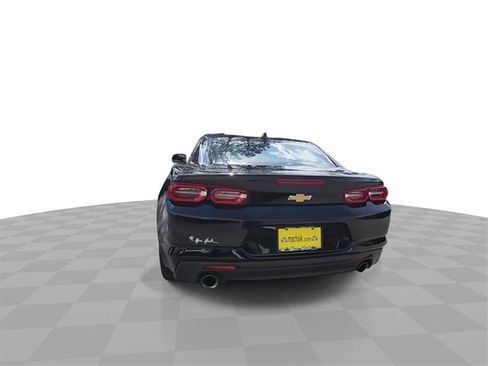 Used 2020 Chevrolet Camaro LT image 7