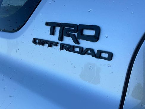 Used 2025 Toyota 4Runner TRD Off-Road Premium w/ Tow Technology Package AWD/4WD image 25