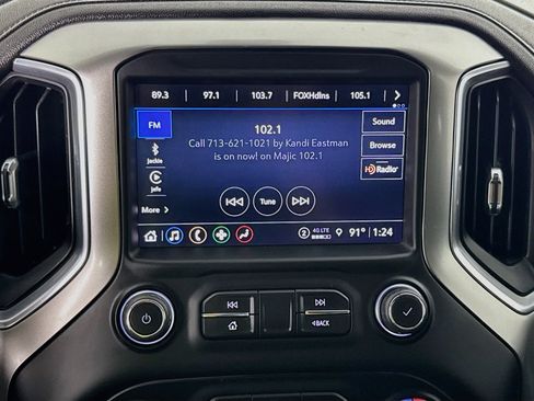 Used 2021 Chevrolet Silverado 1500 RST w/ Redline Edition AWD/4WD image 16