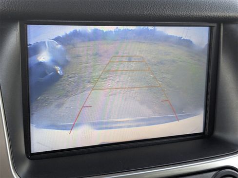 Used 2020 Chevrolet Suburban Premier image 22