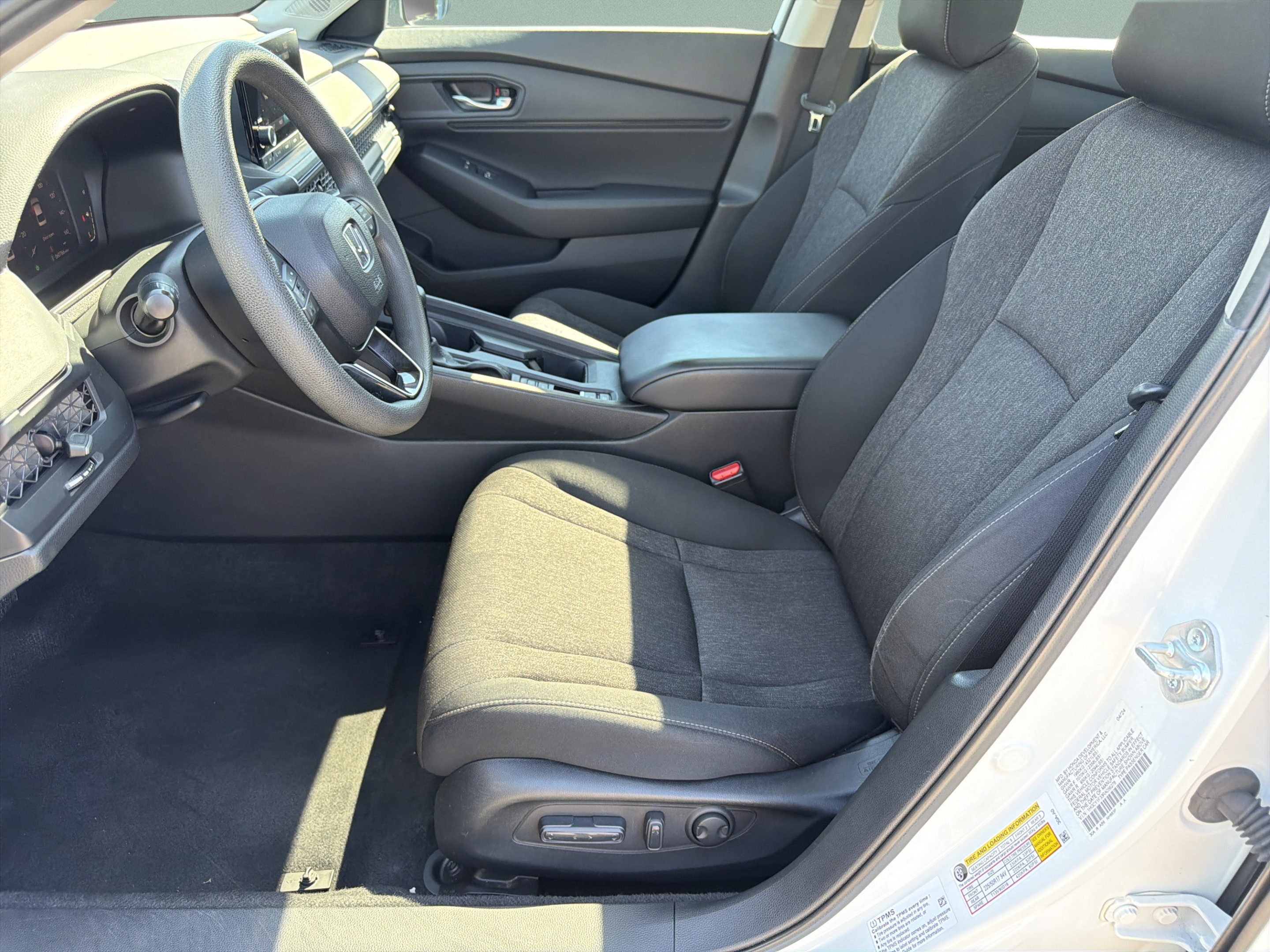 Used 2024 Honda Accord EX image 22