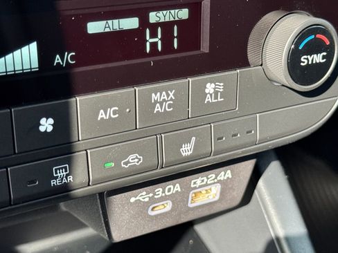 New 2026 Subaru Outback Premium image 27