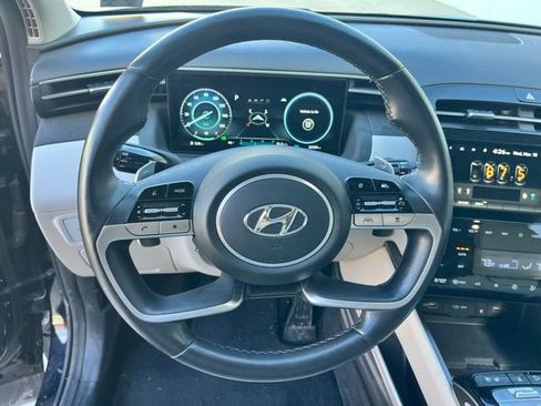 Used 2022 Hyundai Tucson Limited image 16