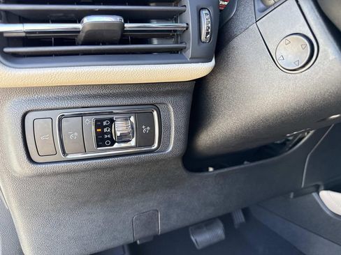 New 2026 Lincoln Corsair Premiere image 31