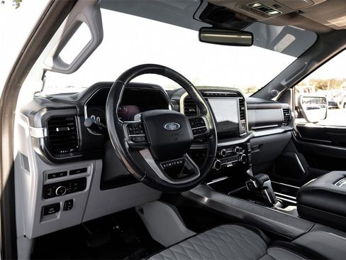 Used 2021 Ford F150 Limited image 2