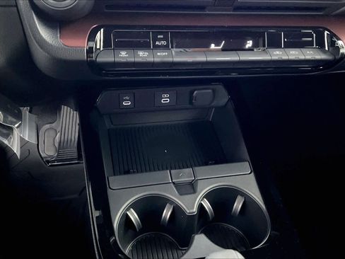 New 2026 Toyota Prius Plug-In Hybrid image 19