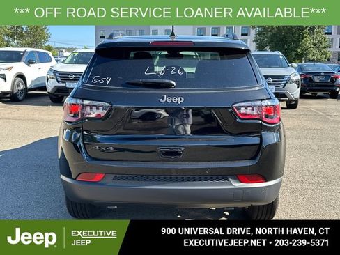 Used 2025 Jeep Compass Limited w/ Sun & Sound Group AWD/4WD image 3