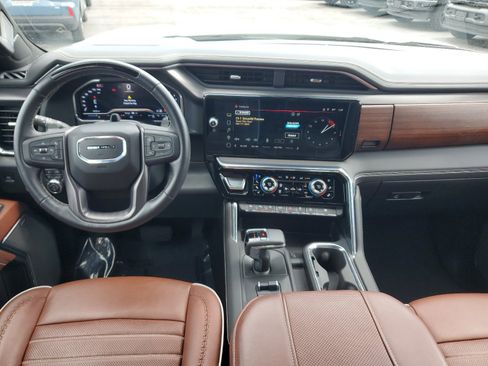 Used 2024 GMC Sierra 1500 Denali Ultimate image 17