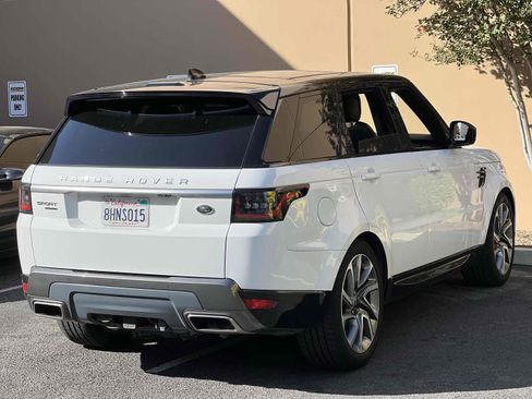 Used 2019 Land Rover Range Rover Sport HSE AWD/4WD image 11