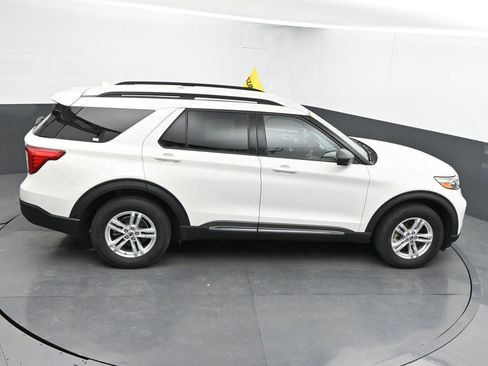 Used 2020 Ford Explorer XLT w/ Comfort Package image 44