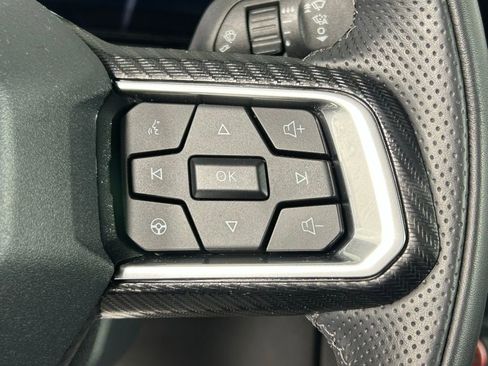 Used 2025 Ford Mustang GT Premium image 30