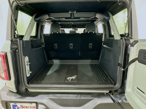 Used 2024 Ford Bronco Wildtrak image 26