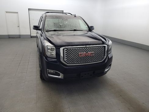 Used 2017 GMC Yukon Denali AWD/4WD image 14