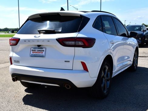 Used 2023 Ford Escape ST-Line w/ Equipment Group 301A FWD image 3