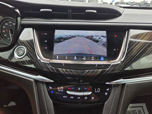 Used 2023 Cadillac XT6 Premium Luxury w/ Technology Package FWD image 44