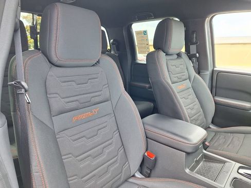 Used 2025 Nissan Frontier Pro-X w/ Pro Convenience Package RWD image 29