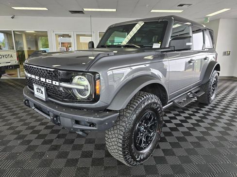 Used 2024 Ford Bronco Wildtrak AWD/4WD image 7