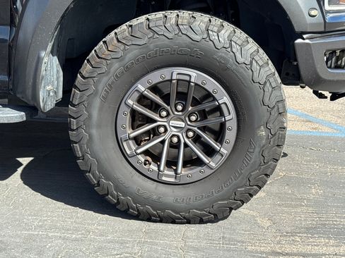 Used 2020 Ford F150 Raptor w/ Equipment Group 801A Mid AWD/4WD image 6