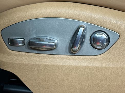 Certified 2022 Porsche Macan image 25