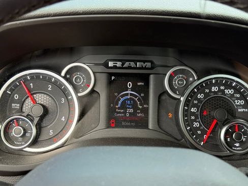 Used 2025 RAM 2500 Big Horn AWD/4WD image 19