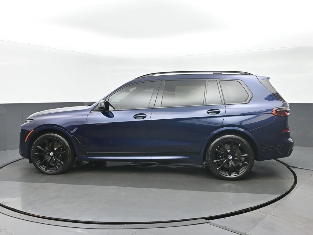 Used 2023 BMW X7 M60i w/ Executive Package AWD/4WD image 2